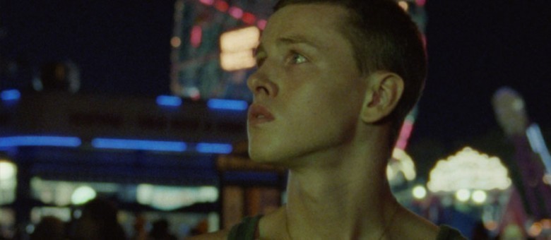 Harrison Dickinson - "Frankie" (Plaj Sıçanları - Beach Rates)