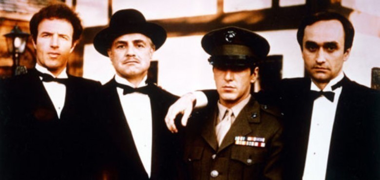 (1972) Francis Ford Coppola Baba filmlerinin ilki ile gangster türünü yeniden tanımlar.