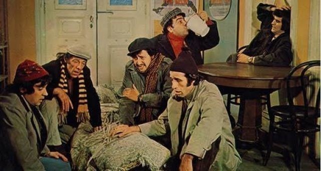 8. Mavi Boncuk (1974)