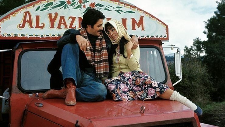 1. Selvi Boylum Al Yazmalım (1978)