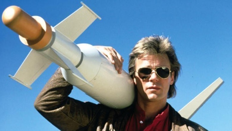 90'ların Silah kullanmayı sevmeyen Kahramanı Macgyver.