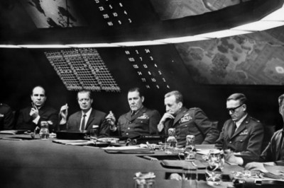 Dr. Garipaşk (Dr. Strangelove) - 1964 Film İncelemesi