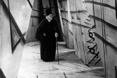 The Cabinet of Dr. Caligari / 1920 Film İncelemesi